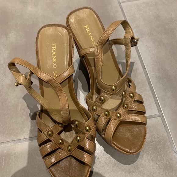 Heels - Picture 1 of 3